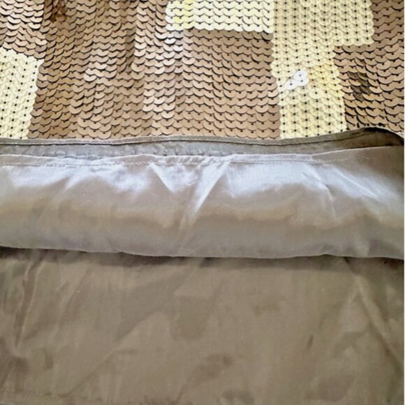 EXPRESS Mini Sequin Skirt NWT Size 0 Black Silver Colorblock - Picture 4 of 4